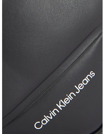 Calvin Klein dámská kabelka K60K611821 BEH